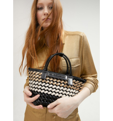 Mini capazo Lola Casademunt Charol