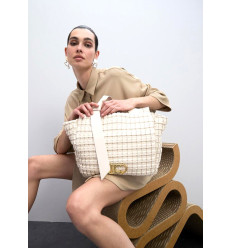 Shopper Lola Casademunt Marcela